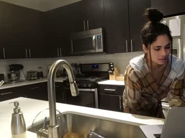 Nude couple ari_lovexo image #5653667