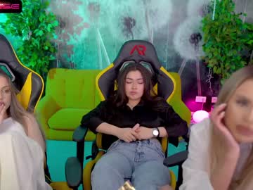 Nude couple kira0541 image #3990624