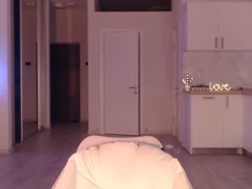 Nude girl uwuxo image #611521