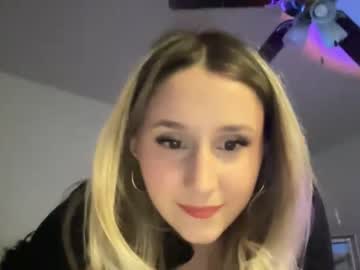 Nude girl hotandhornyhannah image #6069776