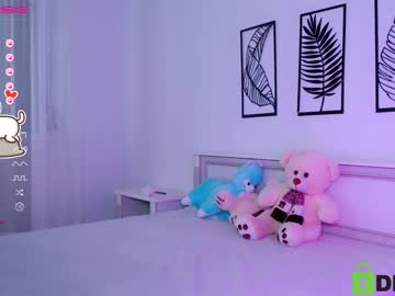 Nude girl small_blondee image #3365564