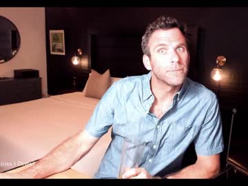 Nude man bareleeworking image #4686945