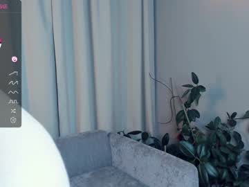 Nude girl silvergloss image #5477600