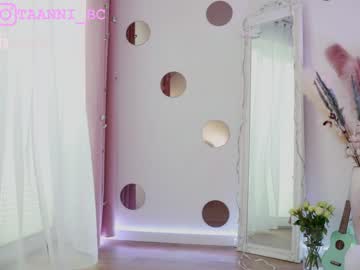 Nude girl taanni_bc image #4658155