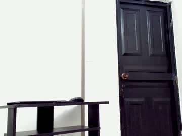 Nude girl sexyzoe_69 image #661210